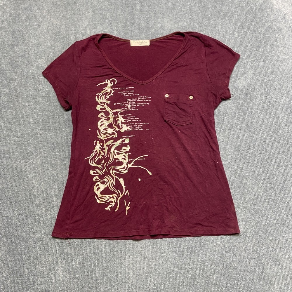 Y2K Christian Dior T Shirt Womens Maroon V Neck Graphic Print Chest Pocket